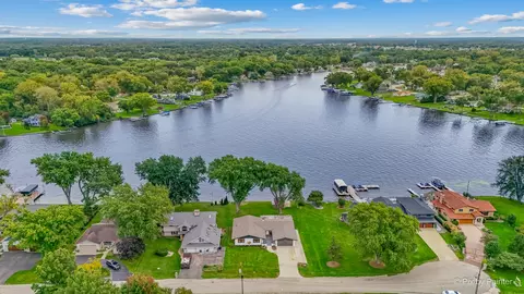 View/Area - 2403 W Fairview Ave, Johnsburg, IL 60051 photo 3 of 8