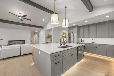 Kitchen - 2403 W Fairview Ave, Johnsburg, IL 60051 photo 5 of 6