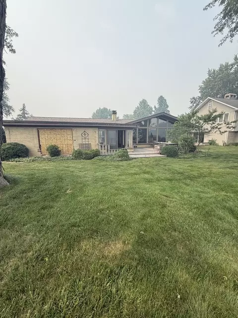 2403 W Fairview Ave, Johnsburg, IL 60051 photo 5