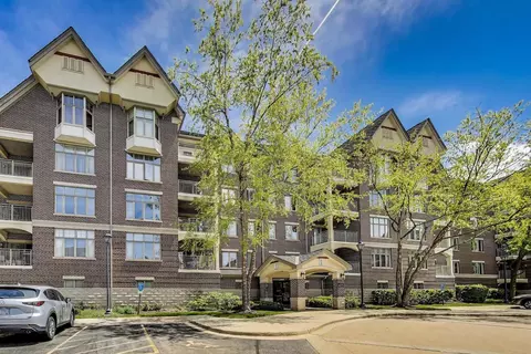 425 Village Grn #508, Lincolnshire, IL 60069