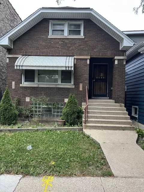 1410 N Laramie Ave, Chicago, IL 60651