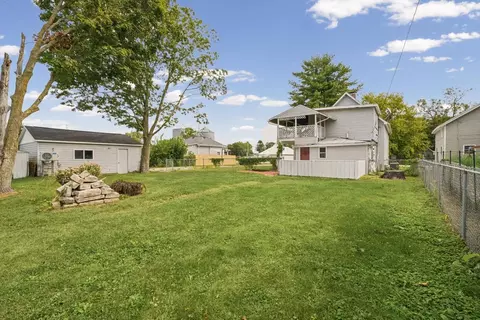Exterior - 108 S Main, Arrowsmith, IL 61722 photo 7 of 10