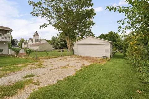 Exterior - 108 S Main, Arrowsmith, IL 61722 photo 5 of 10