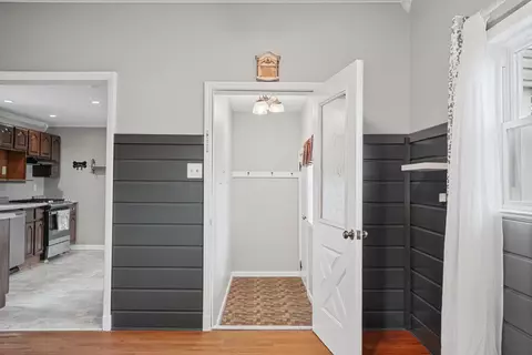 Entry Way - 108 S Main, Arrowsmith, IL 61722 photo 3 of 8