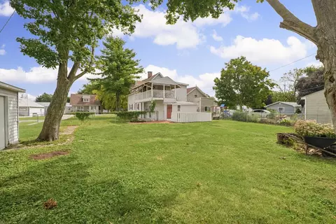 Exterior - 108 S Main, Arrowsmith, IL 61722 photo 4 of 10