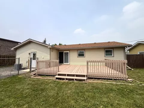 Exterior - 7937 W 82nd Pl, Bridgeview, IL 60455 photo 3 of 6