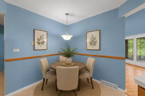 Dining - Undisclosed, Hoffman Estates, IL 60169 photo 3 of 3