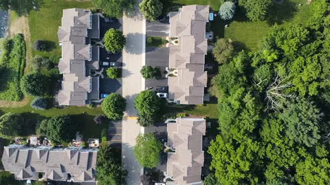 View/Area - 2607 Oak Tree Ln, Plainfield, IL 60586 photo 2 of 4