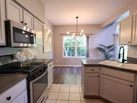 Kitchen - 2607 Oak Tree Ln, Plainfield, IL 60586 photo 3 of 3