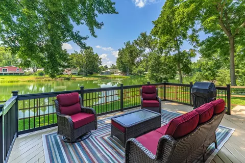 24401 Peyton Pl, Hudson, IL 61748 photo 13