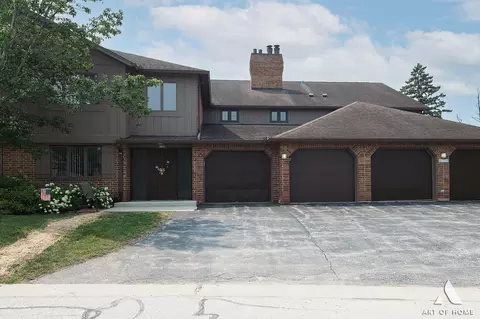 7843 W Arquilla Dr #1B, Palos Heights, IL 60463