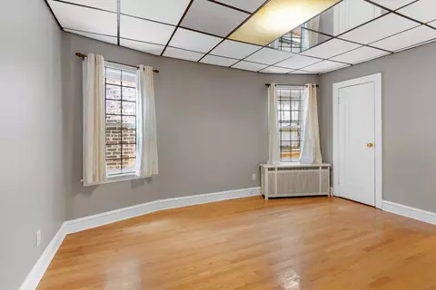 1534 E 86th Pl, Chicago, IL 60619 photo 9