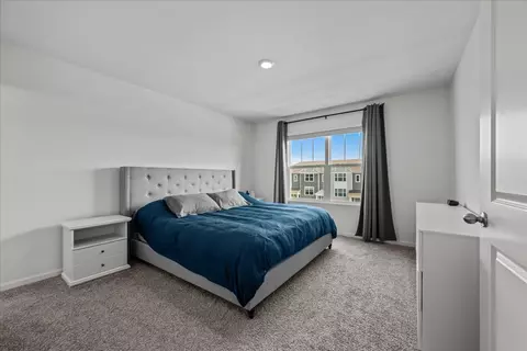Bedroom - 3819 Honeysuckle Ln, Elgin, IL 60124 photo 1 of 3