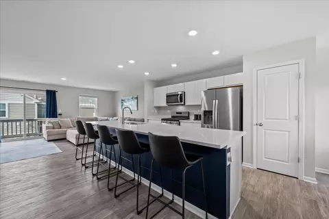 Kitchen - 3819 Honeysuckle Ln, Elgin, IL 60124 photo 1 of 3