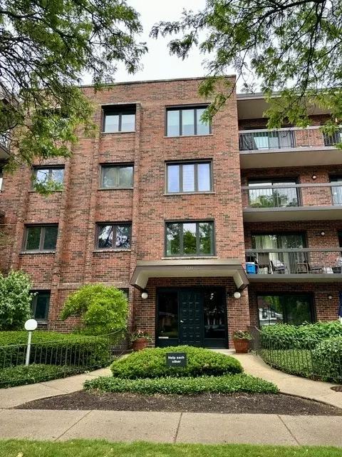 Undisclosed, Evanston, IL 60203