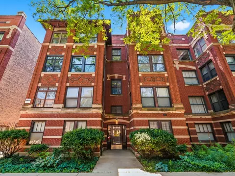 1227 E Hyde Park Blvd #2, Chicago, IL 60615