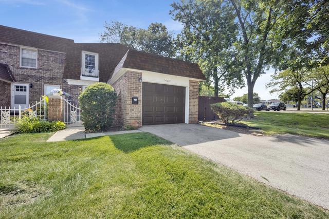 1 S269 Ardmore Ave, Villa Park, IL 60181