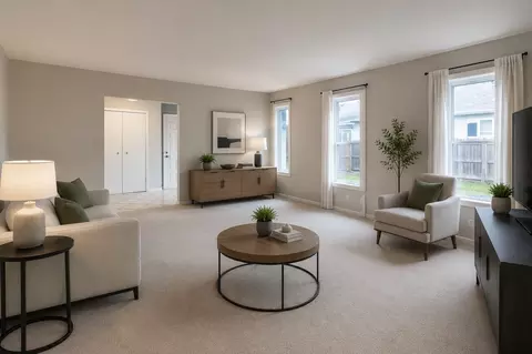 Living - 633 E 8th Ave, Naperville, IL 60563 photo 6 of 7