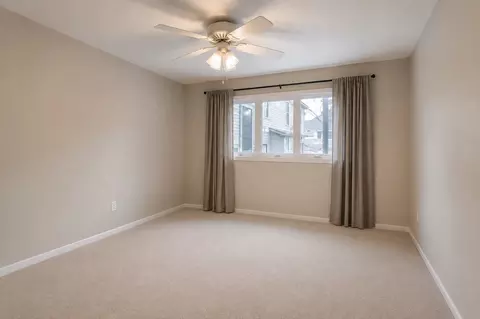 Bedroom - 633 E 8th Ave, Naperville, IL 60563 photo 1 of 3