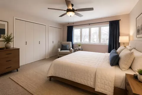 Bedroom - 633 E 8th Ave, Naperville, IL 60563 photo 6 of 6