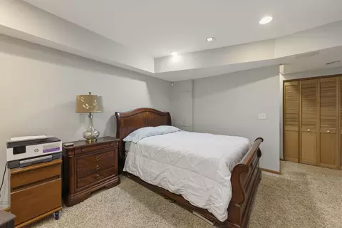Bedroom - 231 N West St #0, Wheaton, IL 60187 photo 4 of 4