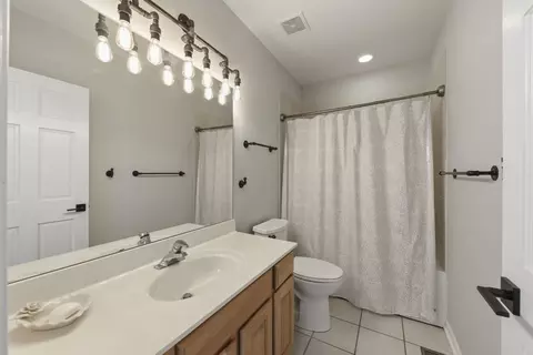 Bath - 231 N West St #0, Wheaton, IL 60187 photo 3 of 4