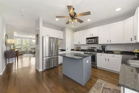 Kitchen - 231 N West St #0, Wheaton, IL 60187 photo 3 of 4
