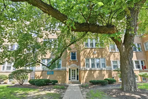 4051 N Southport Ave #2, Chicago, IL 60613