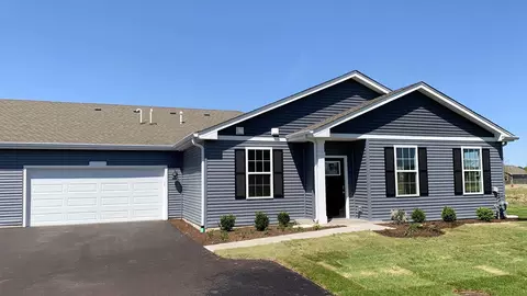 6441 Maple Glen Dr, Wonder Lake, IL 60097