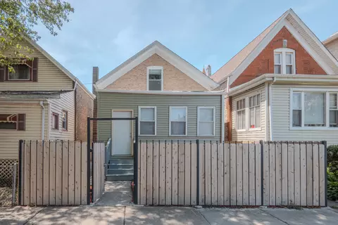 320 S Whipple St, Chicago, IL 60612