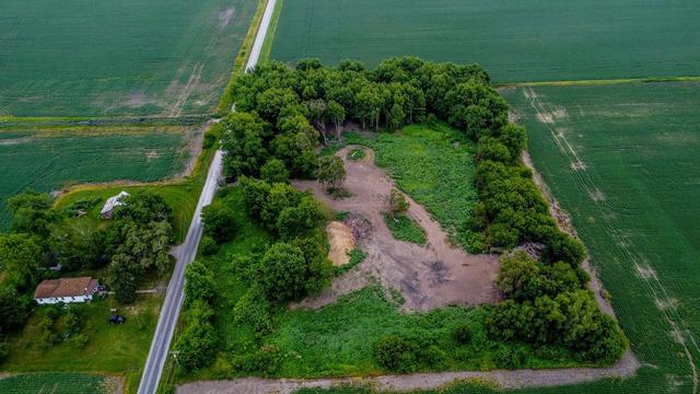 2775 E 600 North Rd, Milford, IL 60953