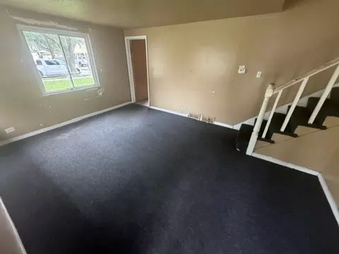 2304 E 98th St, Chicago, IL 60617 photo 3