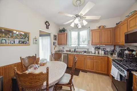 4700 Chapman Dr, Plainfield, IL 60586 photo 8