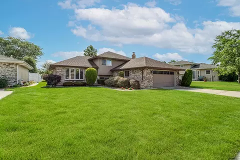 14843 Anne Ct, Oak Forest, IL 60452