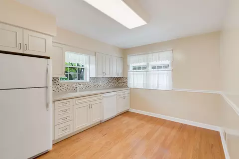 Kitchen - 2509 S 10th Ave, Broadview, IL 60155 photo 1 of 4