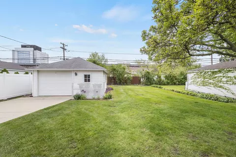 Exterior - 2509 S 10th Ave, Broadview, IL 60155 photo 4 of 6