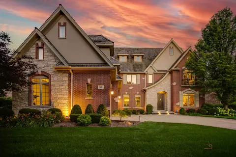 1821 Sawgrass St, Vernon Hills, IL 60061