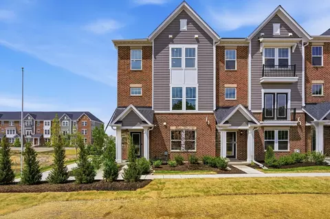 222 Steeple Bush Ln #9440, Schaumburg, IL 60193