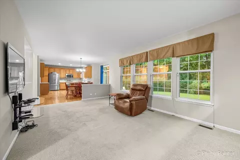 Living - 373 Florine Ct, Cary, IL 60013 photo 6 of 7