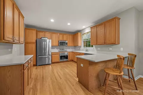 Kitchen - 373 Florine Ct, Cary, IL 60013 photo 1 of 3