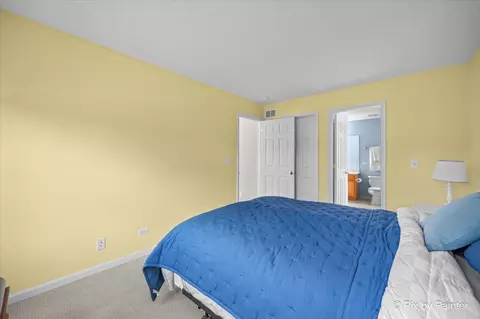 Bedroom - 373 Florine Ct, Cary, IL 60013 photo 5 of 7