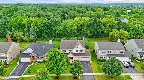 View/Area - 373 Florine Ct, Cary, IL 60013 photo 1 of 6