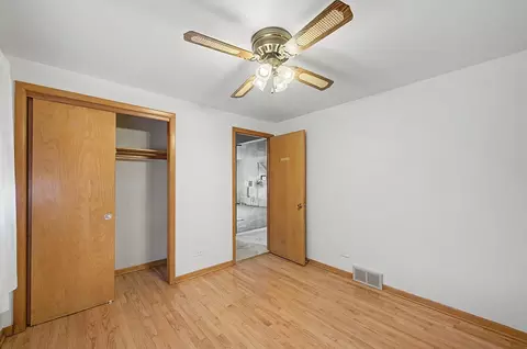 Bedroom - 11543 S Ewing Ave, Chicago, IL 60617 photo 6 of 7