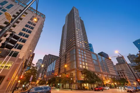 545 N Dearborn St #2607, Chicago, IL 60654