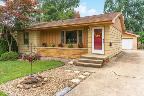 Exterior - 1013 N Walnut St, Normal, IL 61761 photo 2 of 9