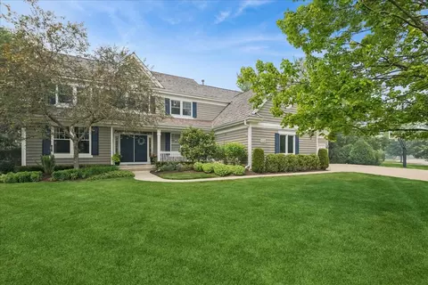 14380 W Shankiln Ct, Green Oaks, IL 60048