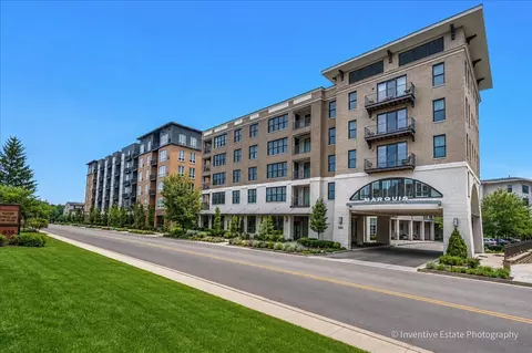 940 Maple Ave #309, Downers Grove, IL 60515