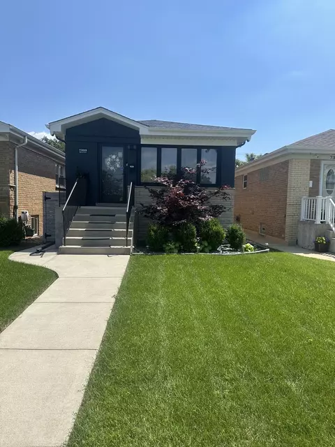 7303 W Montrose Ave, Norridge, IL 60706