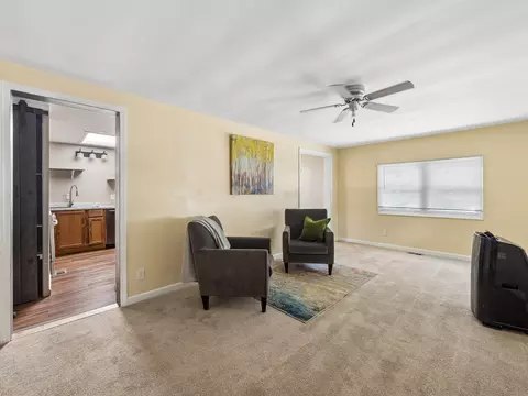 209 Melbrooke Rd, Elgin, IL 60123 photo 5