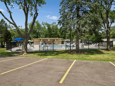 209 Melbrooke Rd, Elgin, IL 60123 photo 17